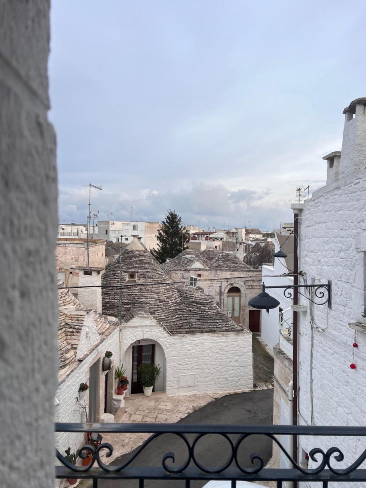 Trullo In Light Villa อัลเบโรเบลโล ภายนอก รูปภาพ